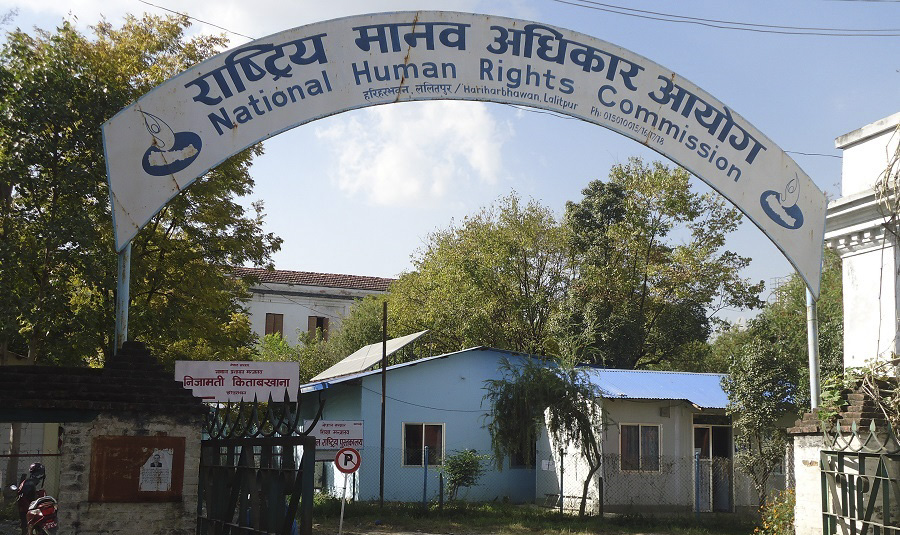 जबरालाई हिरासतमा भेट्न नदिएको विषयमा एसएसपी खड्कासँग मानव अधिकार आयोगको बयान