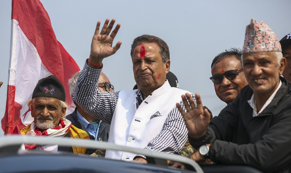 बिलेनियर विनोद चौधरीको राजनीतिक छलाङ: एमालेको समानुपातिक सांसददेखि कांग्रेस उपसभापतिसम्म