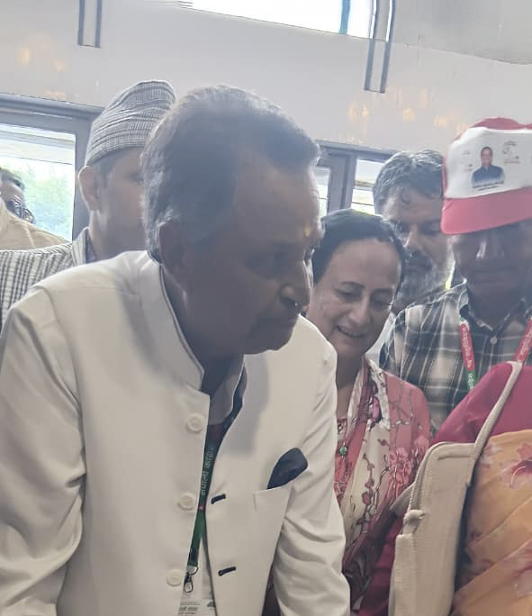 समावेशी समूहबाट कांग्रेस उपसभापतिमा विनोद चौधरीको उम्मेदवारी