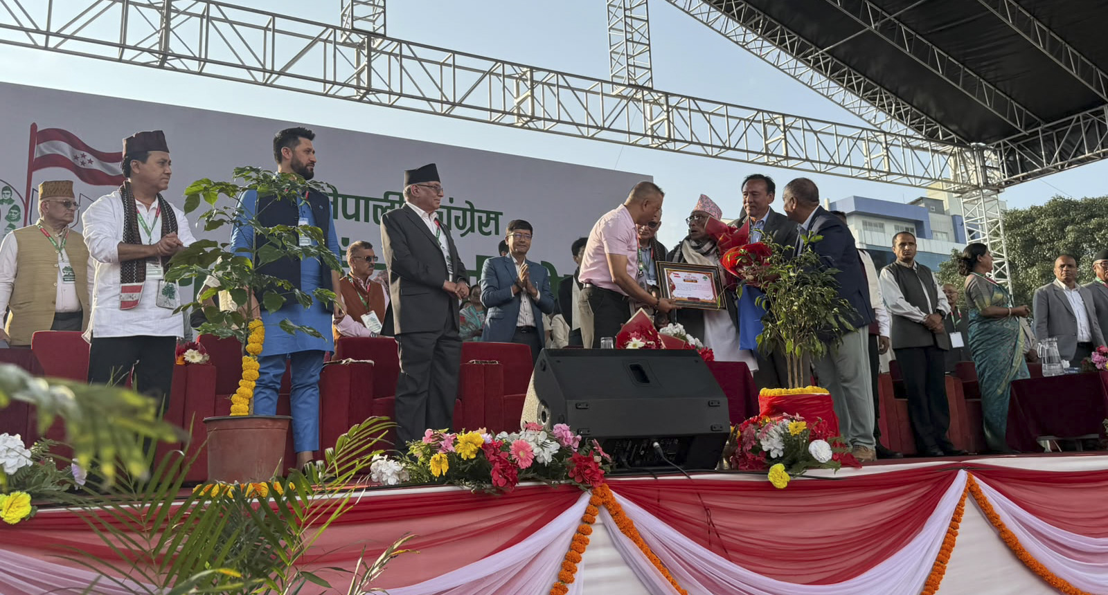 महाधिवेशन यात्राको सुरुवात हो, बलियो कांग्रेससहित अगाडि आउने छौँ : विश्वप्रकाश शर्मा