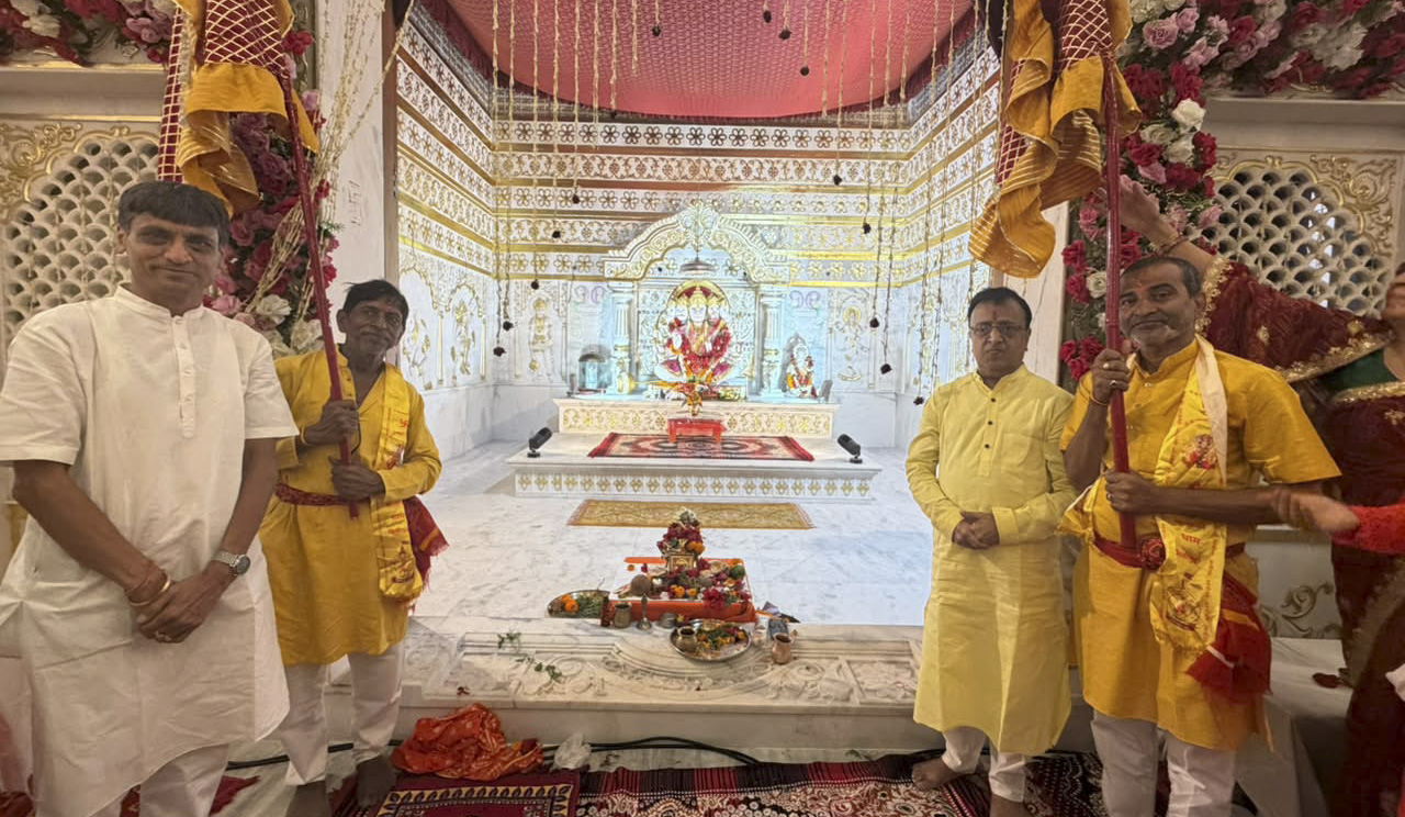विराटनगरदेखि सिलिगुडीसम्म १५५ किलोमिटर पैदल धार्मिक यात्रा, चार दिनमा पुगे पञ्चमुखी हनुमान मन्दिर