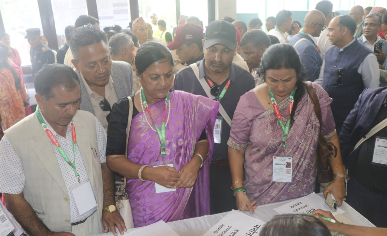 महिला उपसभापतिमा पुष्पा भुषालको उम्मेदवारी